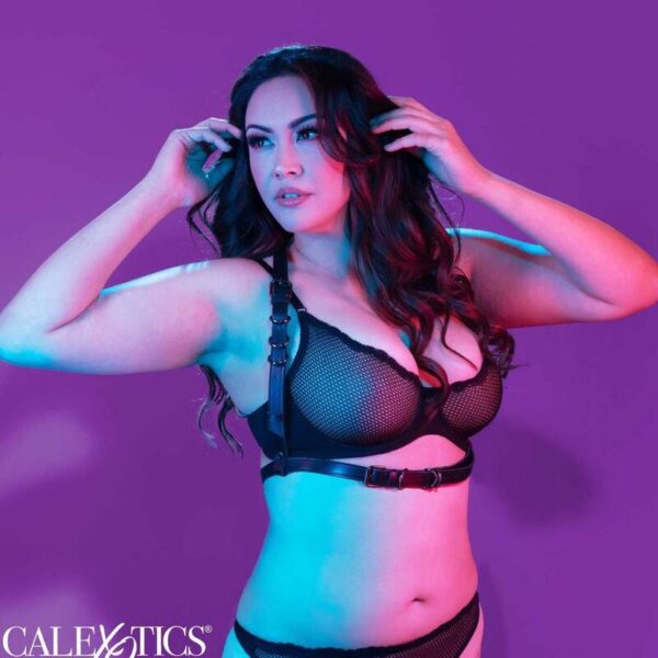 CALIFORNIA EXOTICS – EUPHORIA PLUS SIZE HALTER FIVELA ARNÊS PRETO